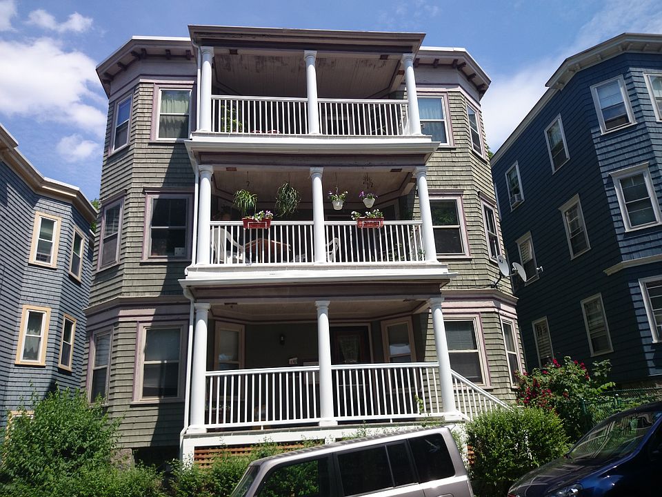2nd image of 56 Parkton Rd