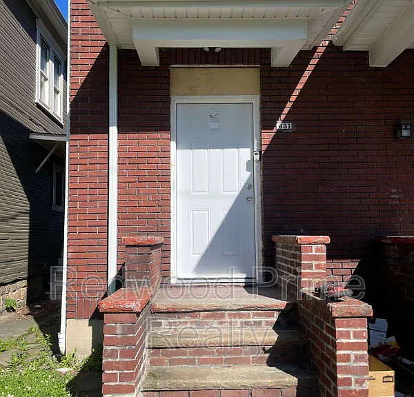 631 Coleman Ave #3 — Photo 2