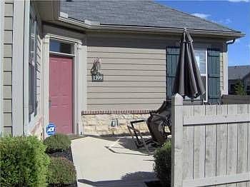 3rd image of 1399 Cascade Dr