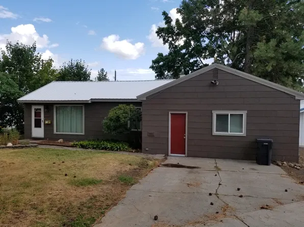 131 N 2nd St, Cheney, WA 99004