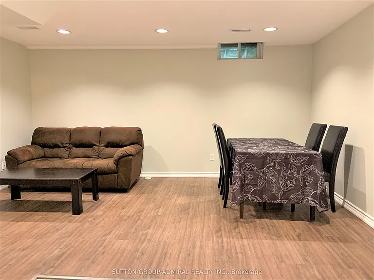26 Pandora Ct — Photo 3