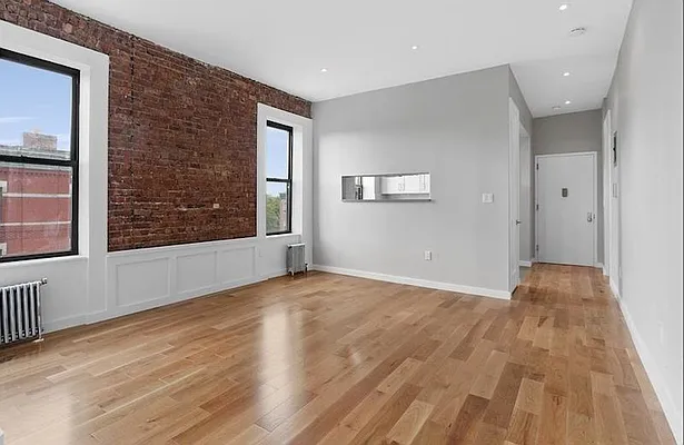 Rented by Ivey North LLC | media 13