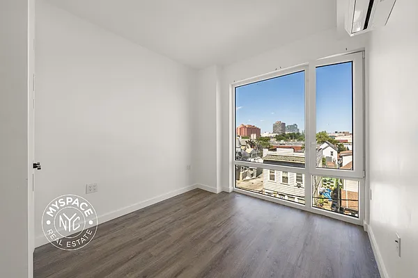 Rented by MySpaceNYC | media 10