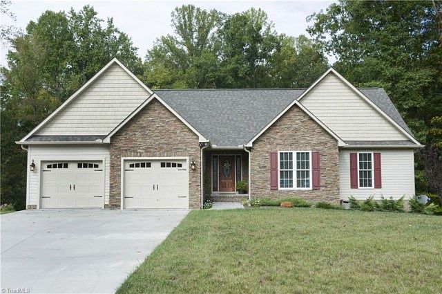 1st image of 115 Battle Creek Ct