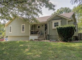 1170 NE Mulberry St, Lees Summit, MO 64086