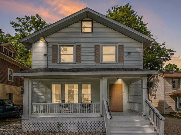 912 Barton St, Kalamazoo, MI 49048