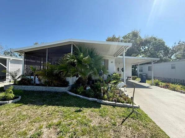 201 Poinciana Dr, Ellenton, FL 34222