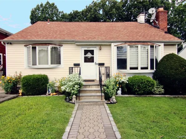 201 Bennett Avenue, Yonkers, NY 10701