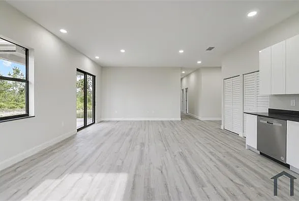 3 bed, 1582 sqft, $2,175 — Photo 4
