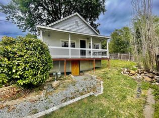 427 1/2 Marshall St, Grass Valley, CA 95945