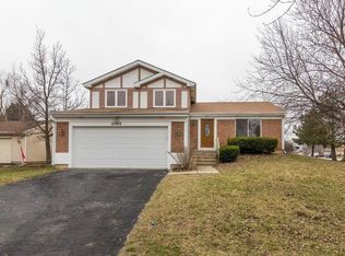 2086 Oriole Ln, Glendale Heights, IL