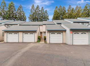 1239 Eardley Ave, Santa Rosa, CA 95401