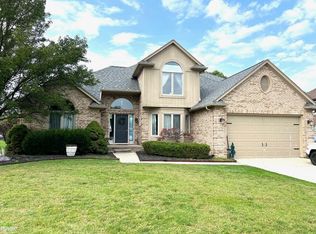 49194 Monte Rd, Chesterfield, MI 48047