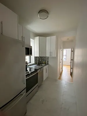 Rented by RealTegrity NY LLC | media 15