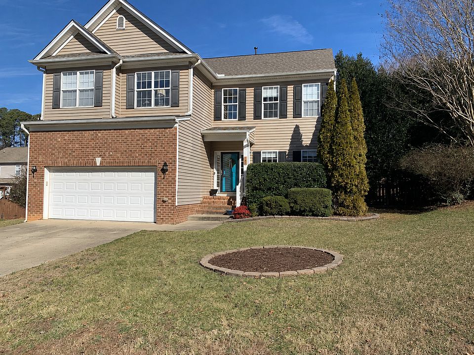 1st image of 100 Riley Oaks Ln