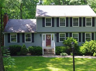 31 Melon Patch Ln, Monroe, CT 06468