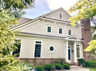 7 Mallet Ln, Far Hills, NJ 07931