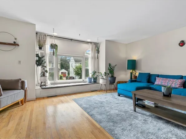 41 Park Avenue, Hamden, CT 06517