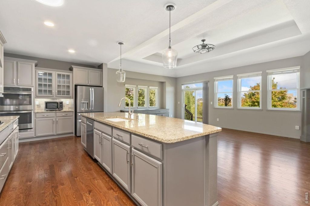 2044 Cutting Horse Dr