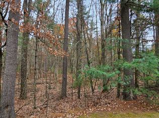 28 Summit Dr, Barryville, NY 12719