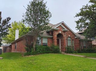 2453 Hunters Run Dr, Plano, TX 75025