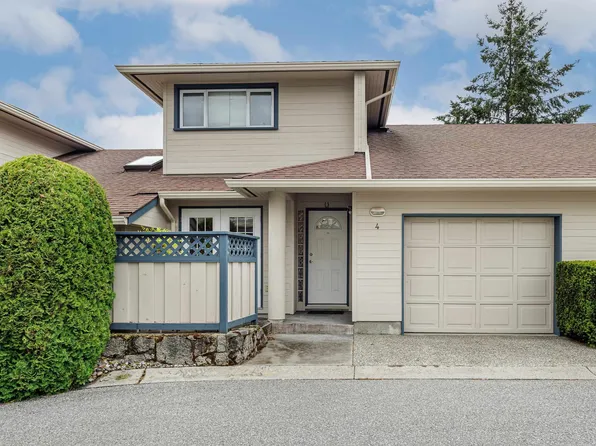 5768 Marine Way #4, Sechelt, BC V0N 3A6