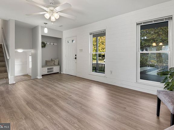 5th image of 811 Mosby Hollow Dr
