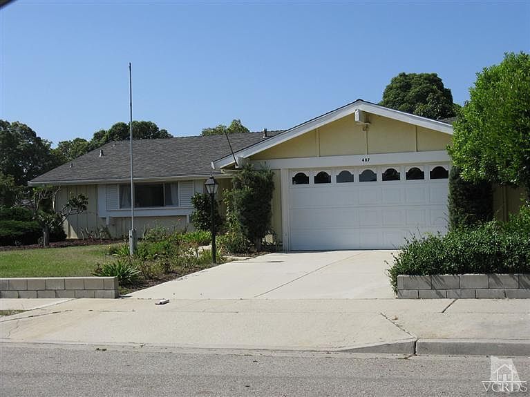 2nd image of 487 Colby Cir