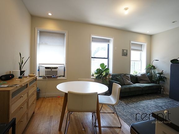 4th image of 479 Lafayette Ave APT 2