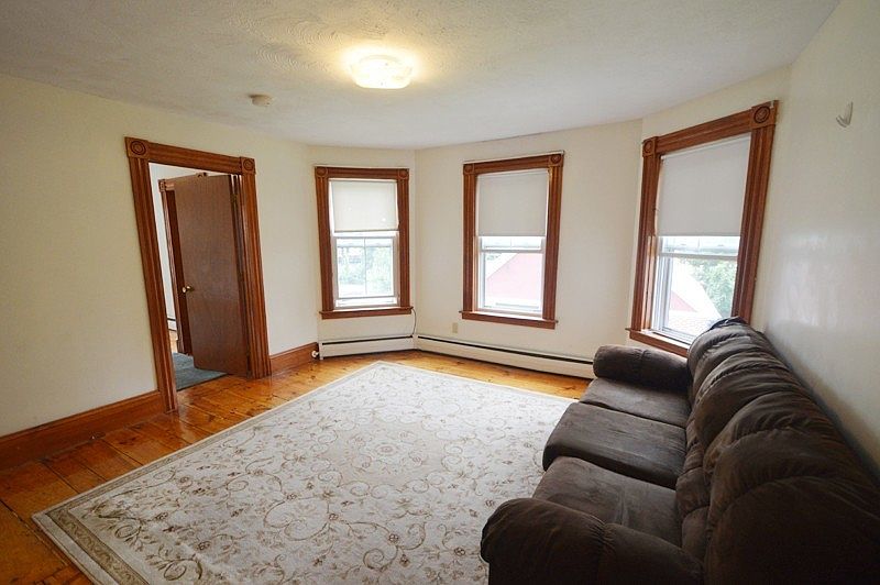 56 South Street Apartment Rentals Leominster, MA Zillow