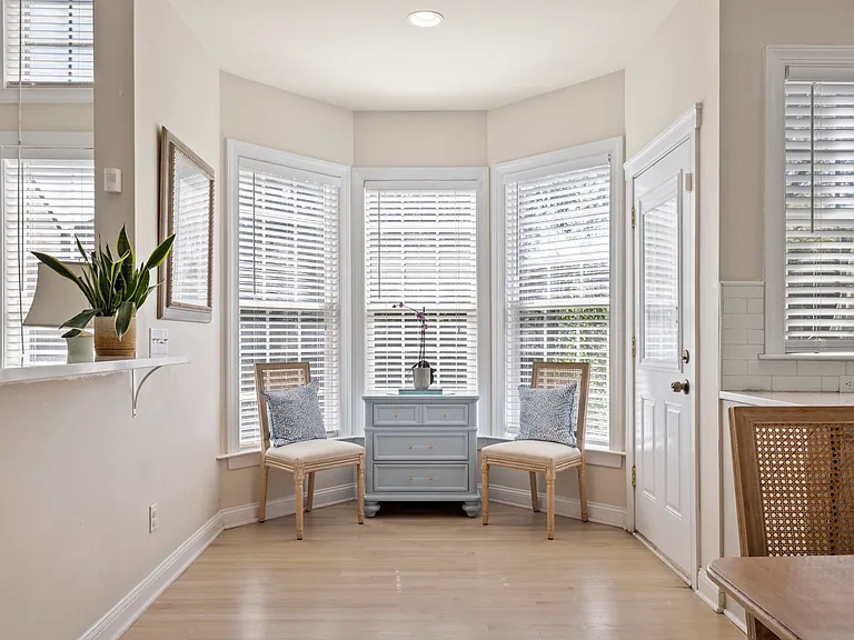 breakfast nook