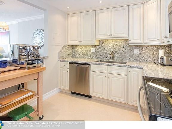3rd image of 3750 Galt Ocean Dr APT 2003