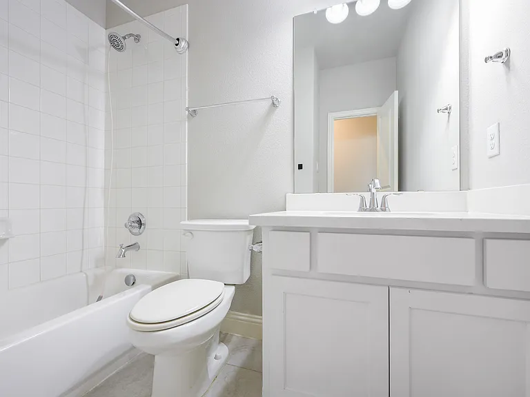 9724 Excursion Dr — Photo 11
