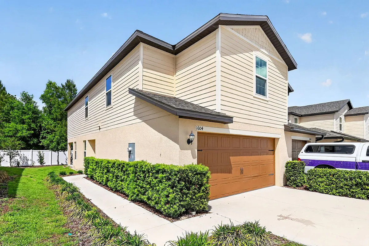 Building Photo - 1604 Wynford Cir