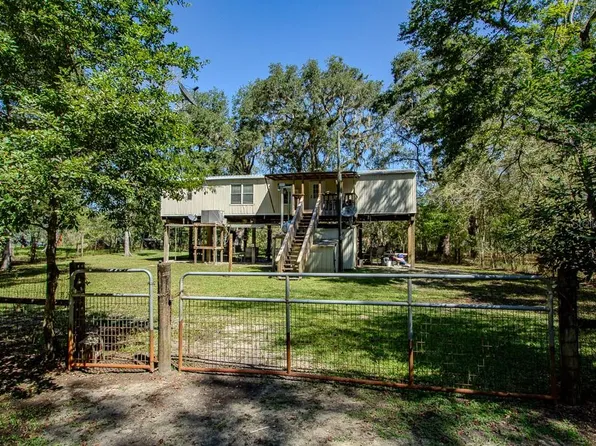 140 NE 880th St, Old Town, FL 32680
