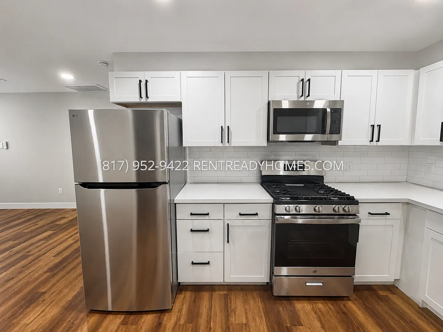 1104 Sunset Dr — Photo 4