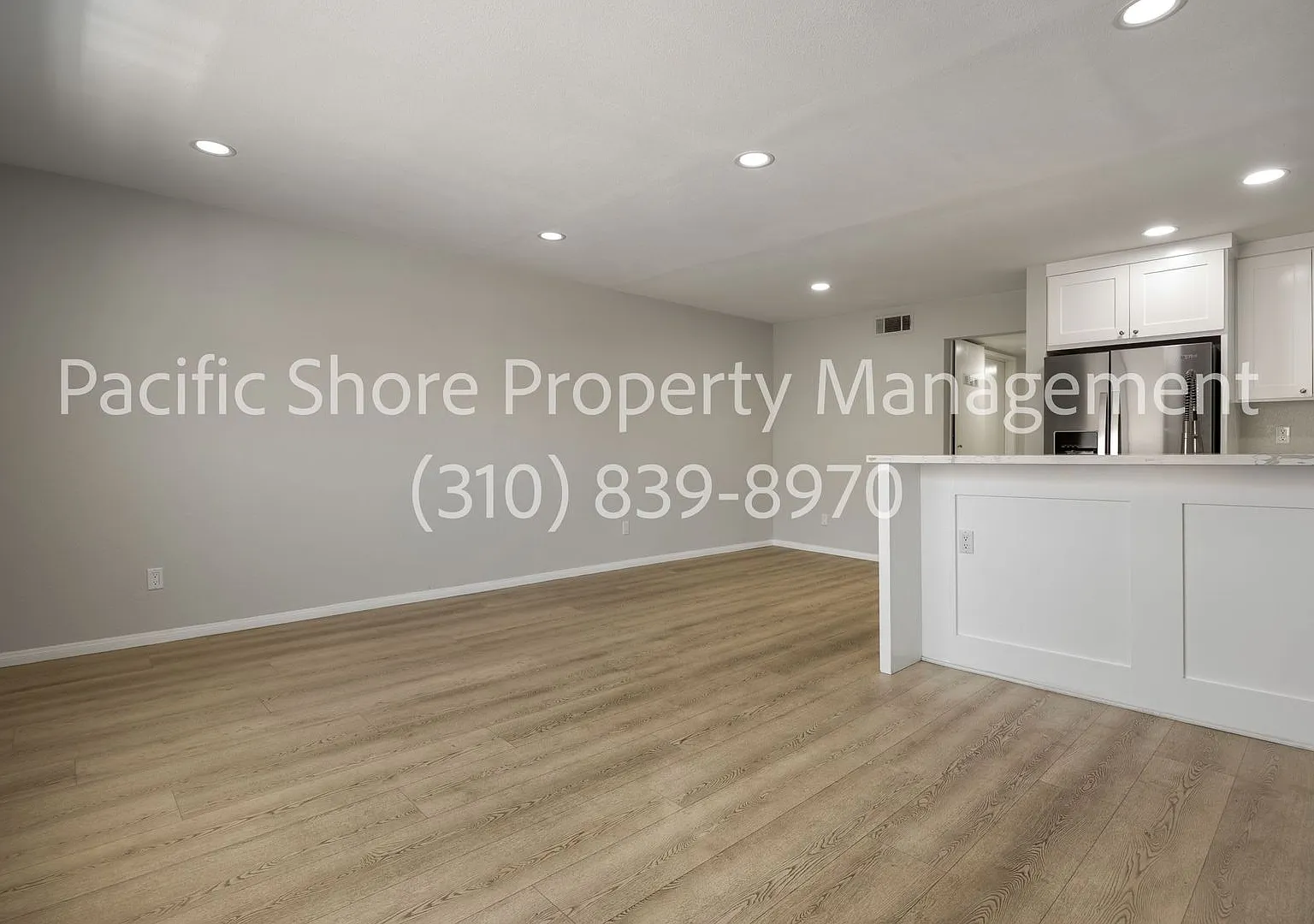 926 S. Gramercy Apartments — Photo 2