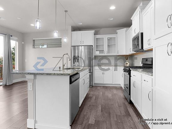 4th image of 13003 31st Ave W
