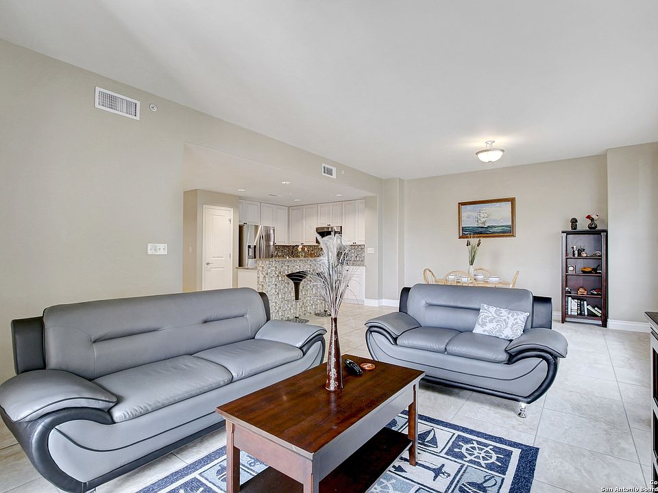 1st image of 215 N CENTER #305