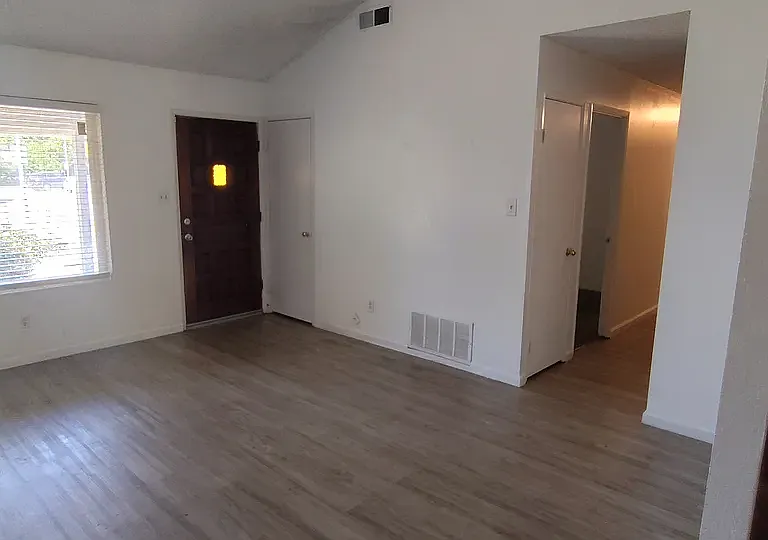 2626 Coho Ct — Photo 9