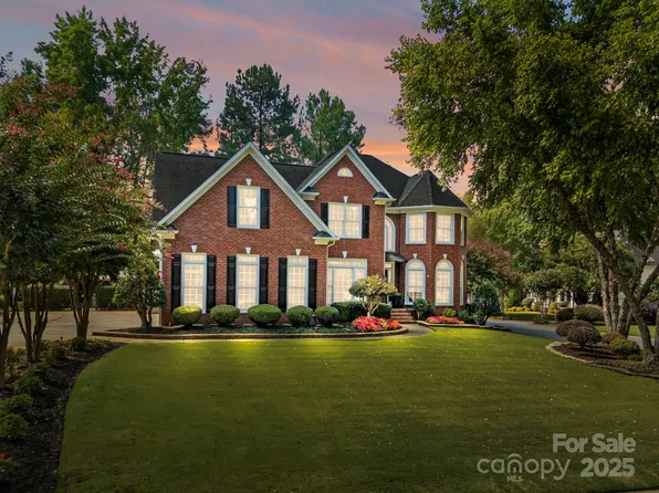 10406 Callicut Spring Ct, Huntersville, NC 28078