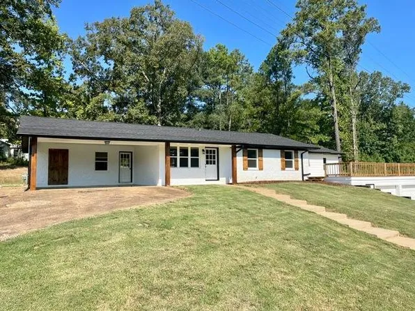 104 Golf Course Rd, Kosciusko, MS 39090