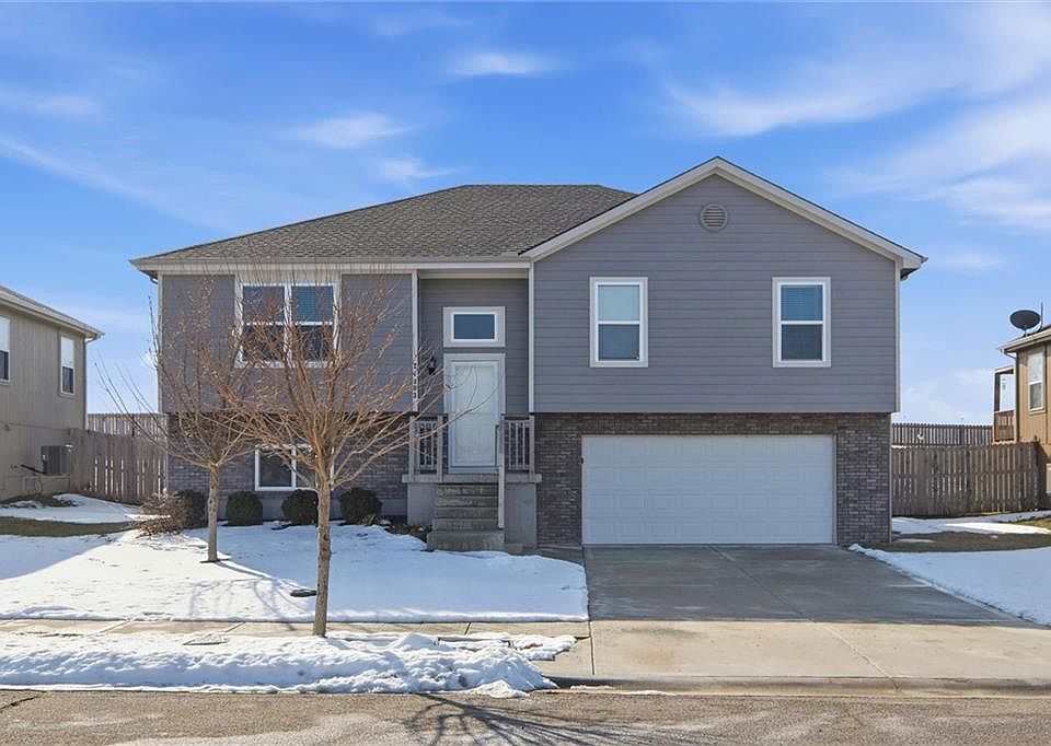 1st image of 21303 W 219th St