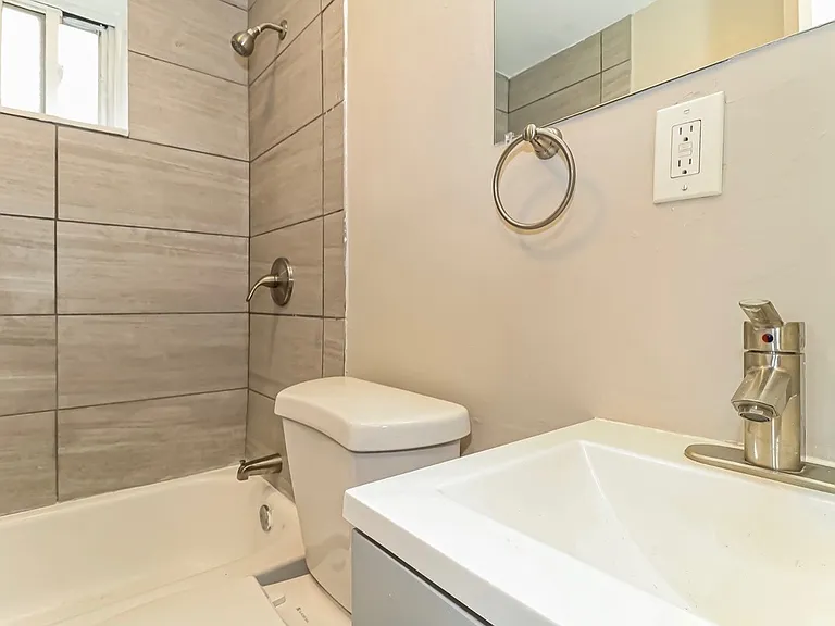 4537 N Gratz St — Photo 6