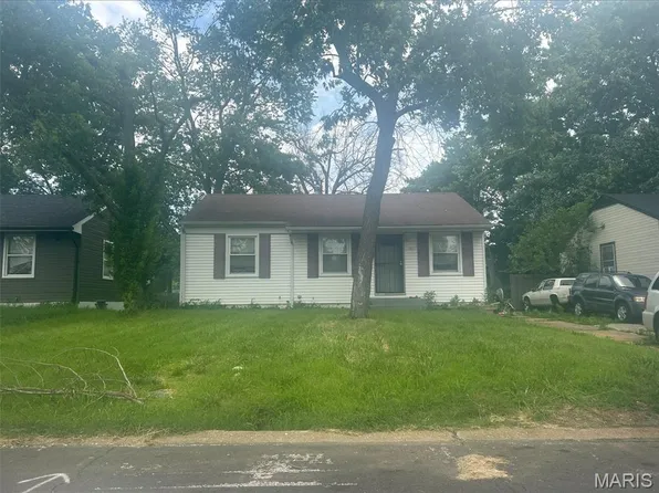 321 Midlothian Rd, Saint Louis, MO 63137