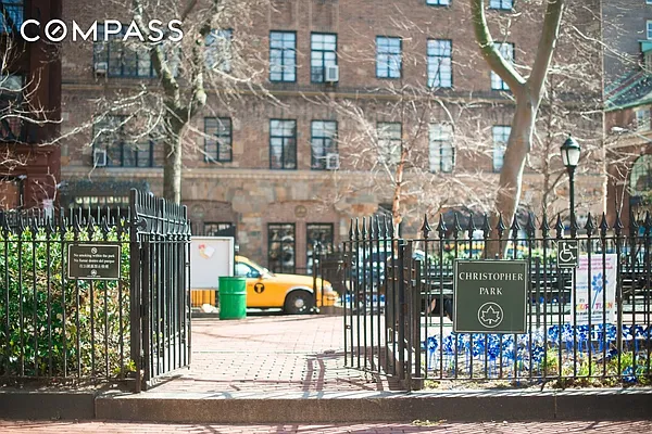 Rented by Compass | media 26