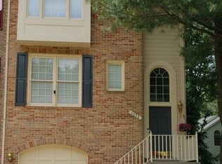 1372 Heritage Oak Way, Reston, VA 20194