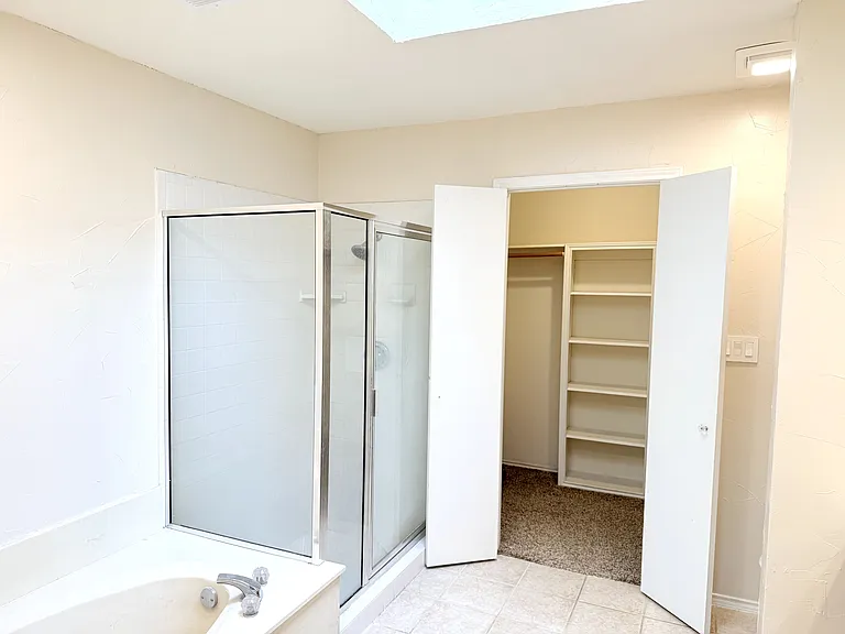 5702 Sage Bloom Dr — Photo 15