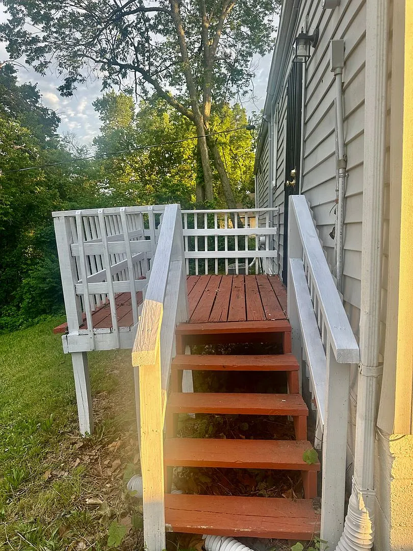 4 Bedroom 1 Bath Home Rent — Photo 3