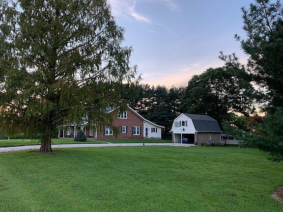 garage/large outbuilding